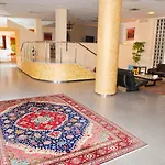 Zenit Salento מלון