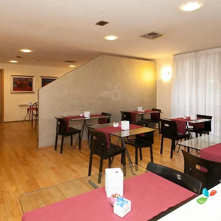 Zenit Salento Hotell